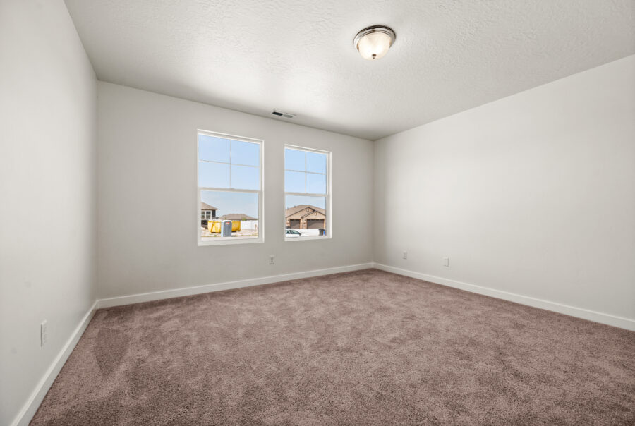 365 W Rigdon St. Grantsville, UT 84029 Interior Photo 1