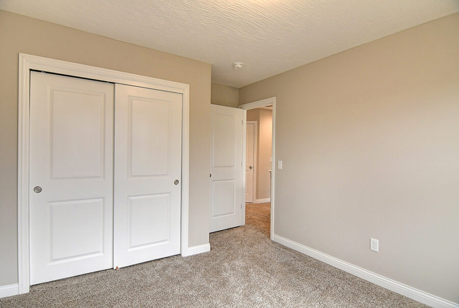 1767 Magnolia Blvd, Springfield, OH, USA Interior Photo 12